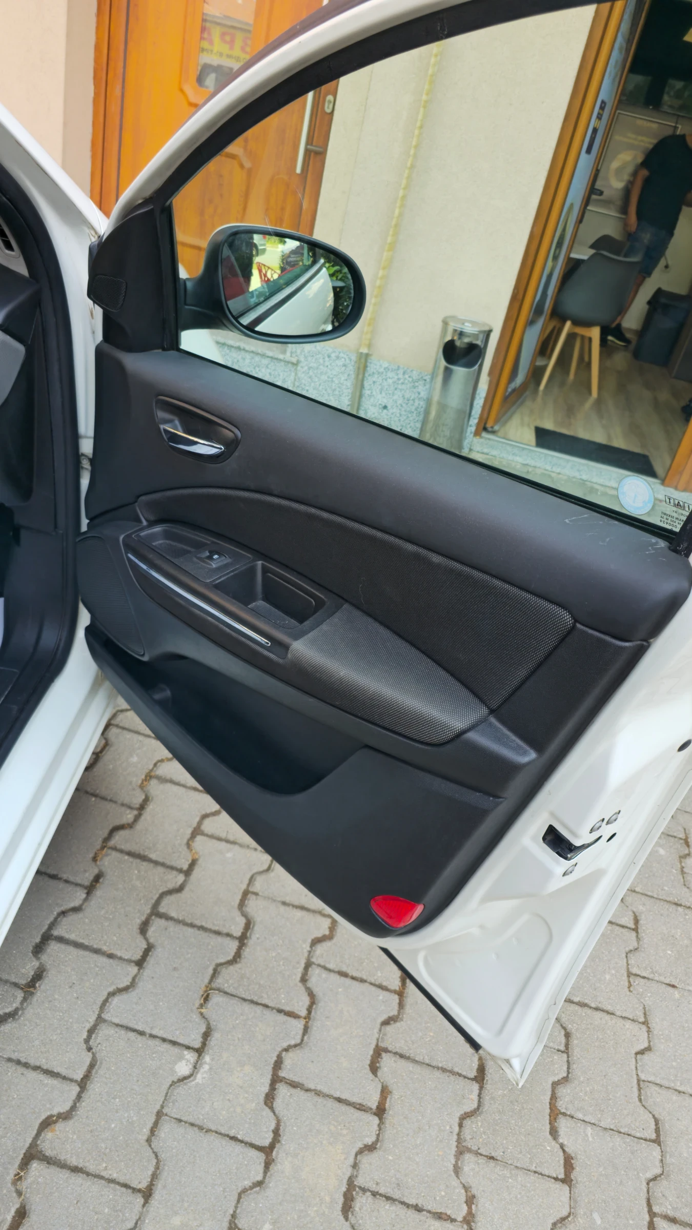 Fiat Bravo Multijet 1.6, снимка 8 - Автомобили и джипове - 56530310