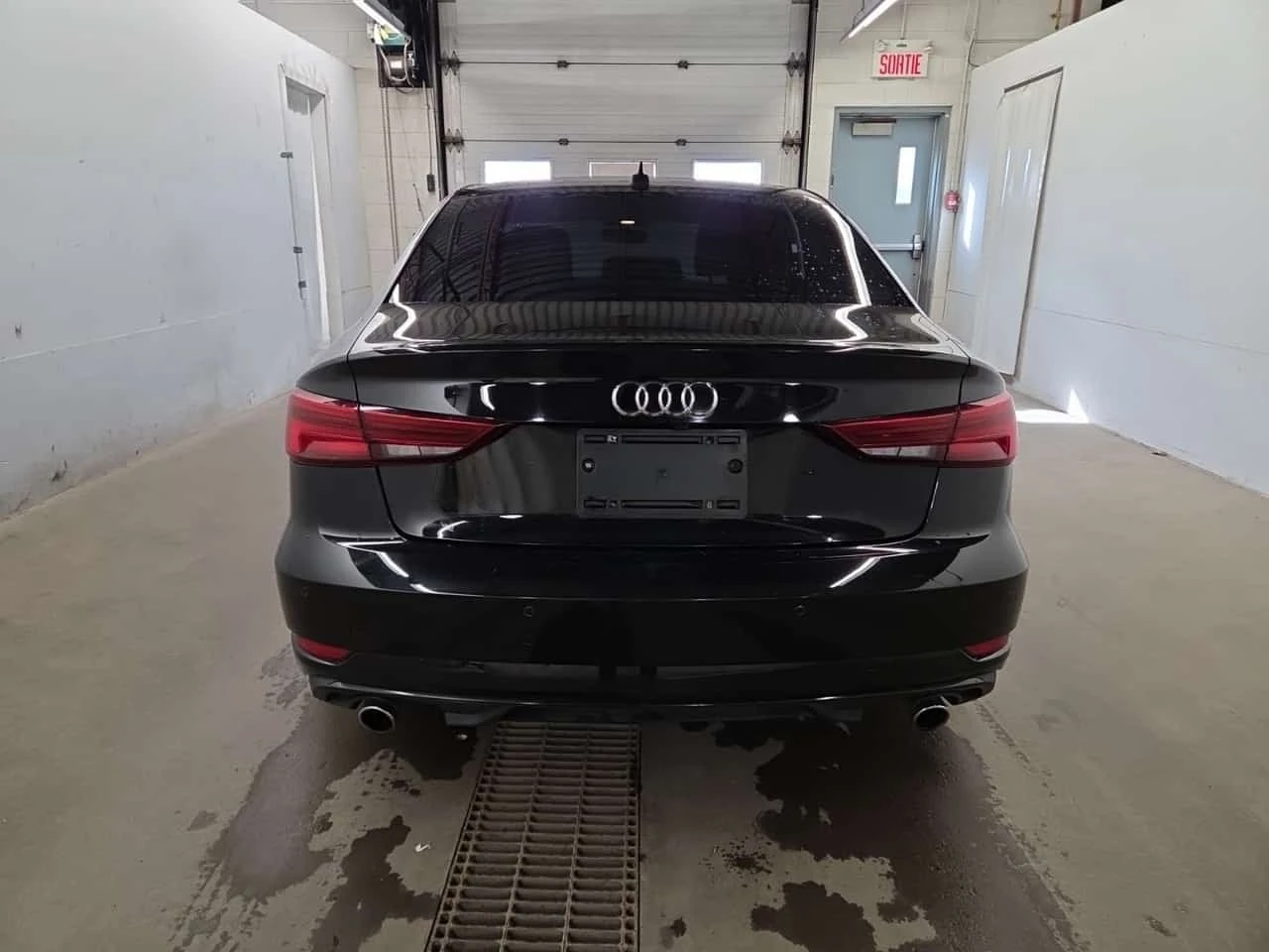 Audi A3 * KOMFORT * CARFAX * , снимка 5 - Автомобили и джипове - 56623463