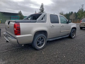 Chevrolet Avalanche 5.3L 8 Rear-wheel drive - 6900 € / 13495.23 лв. - 90986135 5