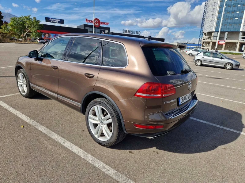 VW Touareg 4.2 TDI, снимка 12 - Автомобили и джипове - 49470849