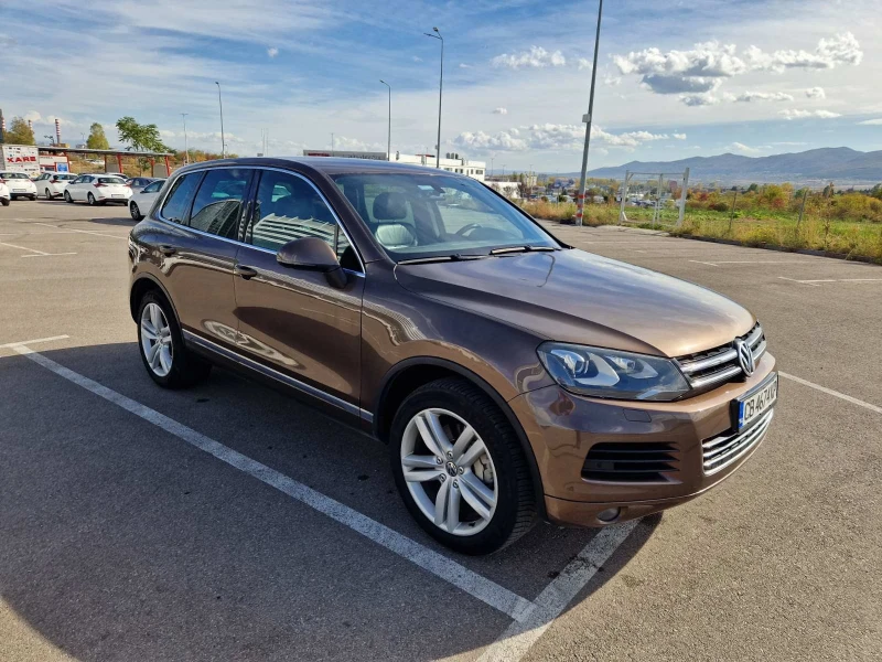 VW Touareg 4.2 TDI, снимка 9 - Автомобили и джипове - 49470849