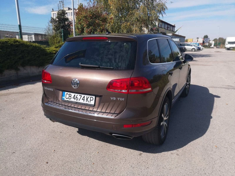 VW Touareg 4.2 TDI, снимка 3 - Автомобили и джипове - 49470849