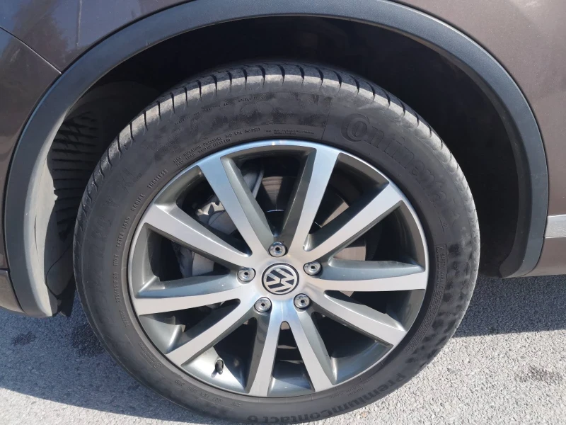 VW Touareg 4.2 TDI, снимка 2 - Автомобили и джипове - 49470849