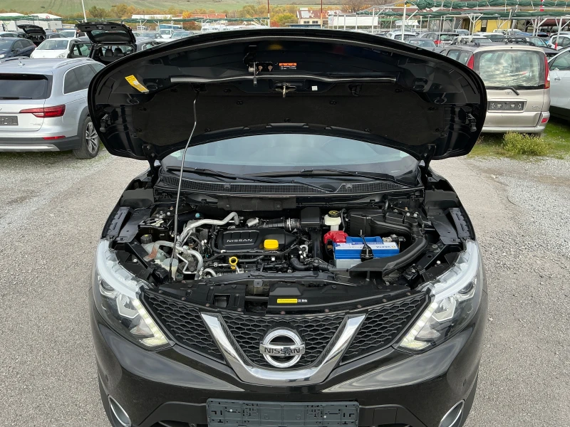 Nissan Qashqai 1.6 DCI, снимка 9 - Автомобили и джипове - 52324405