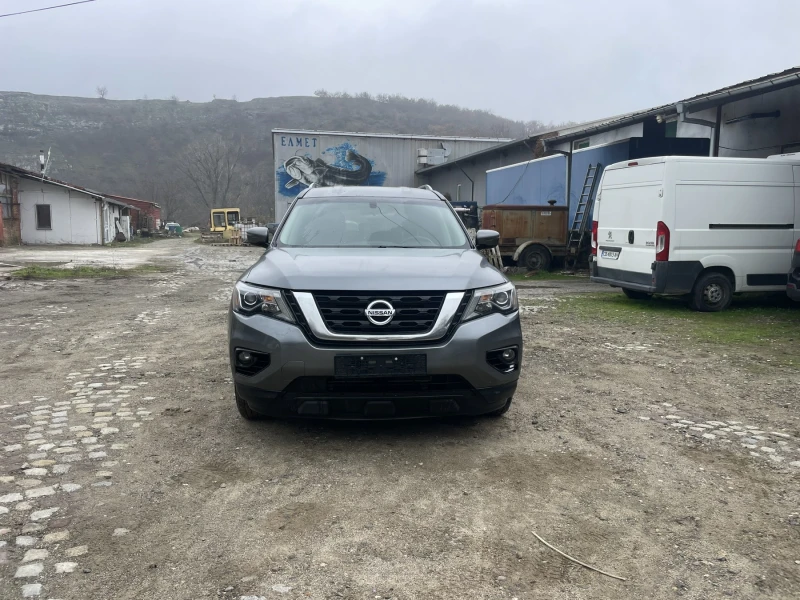 Nissan Pathfinder SV 4WD facelift, снимка 2 - Автомобили и джипове - 52650397