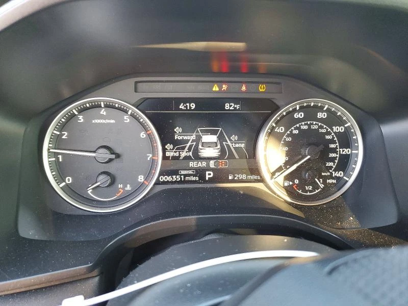 Mitsubishi Outlander 2.5L 4 Front-wheel Drive, снимка 10 - Автомобили и джипове - 53713631