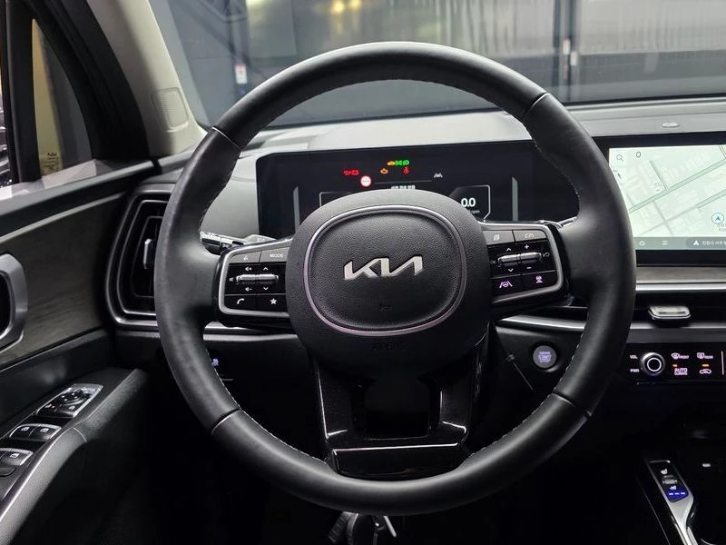 Kia Sorento Diesel 2.2 4WD| 200к.с.| ВКЛ.ТЕХНОТЕСТ, снимка 13 - Автомобили и джипове - 55386353