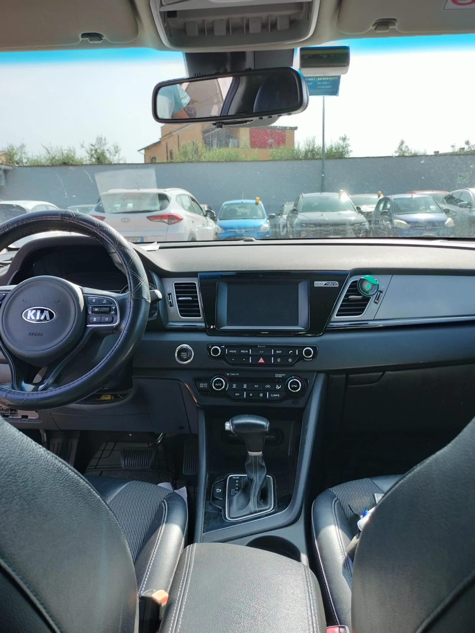 Kia Niro 1.6 HYBRID AVTOMATIK - изображение 7