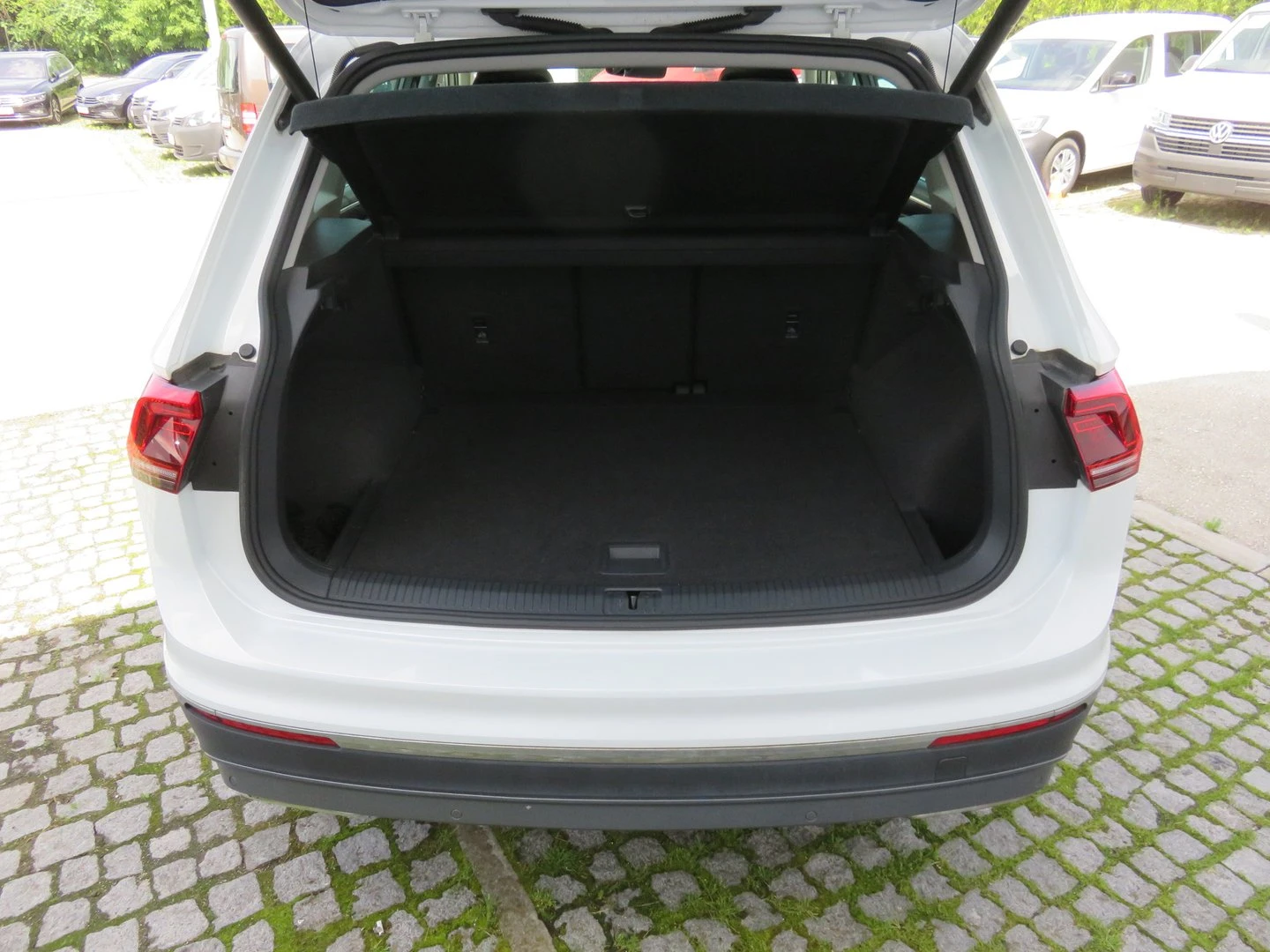 VW Tiguan Highline 2.0TSI 4MOTION BMT | Mobile.bg   7