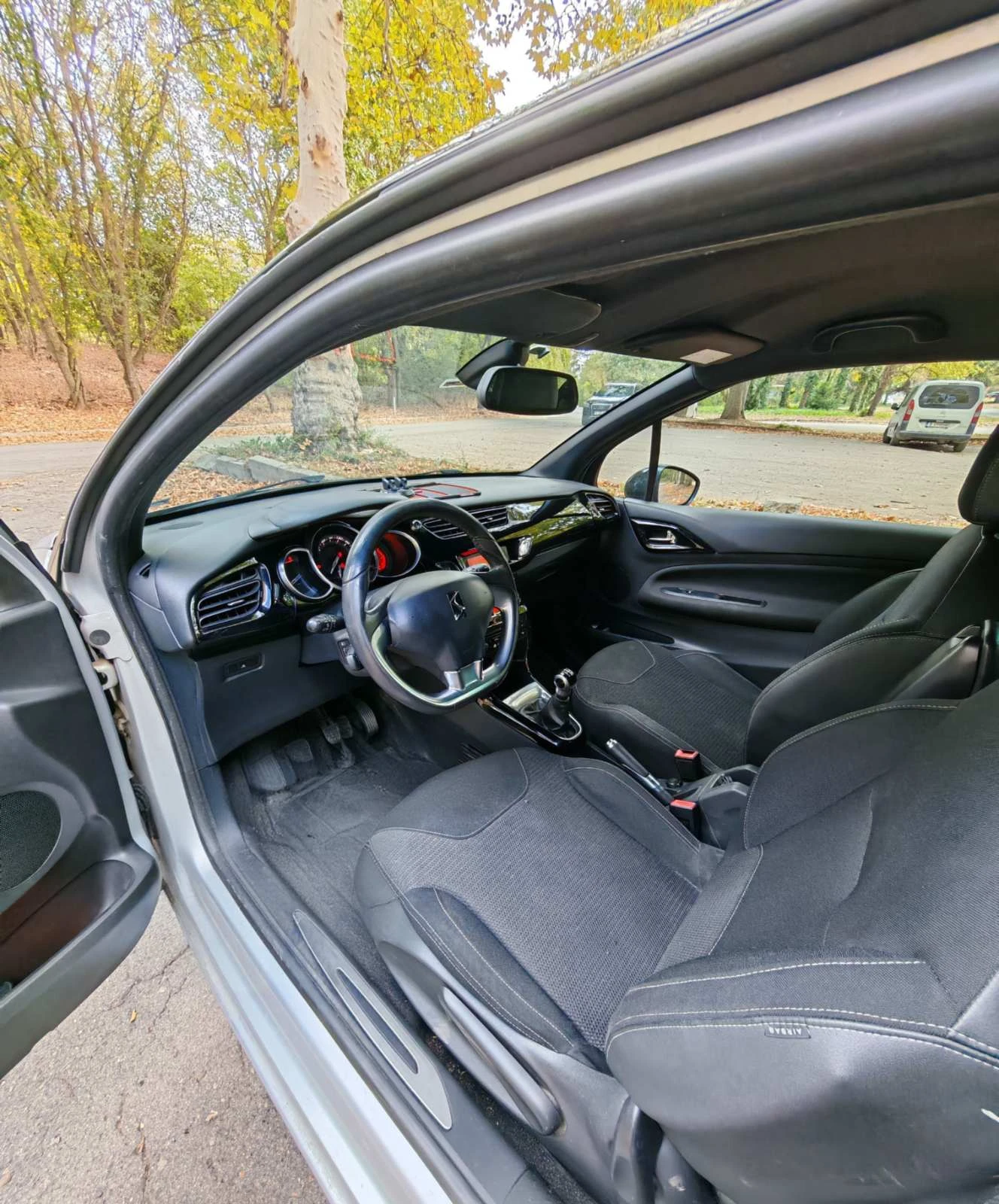 Citroen DS3 1.6 HDI - изображение 9