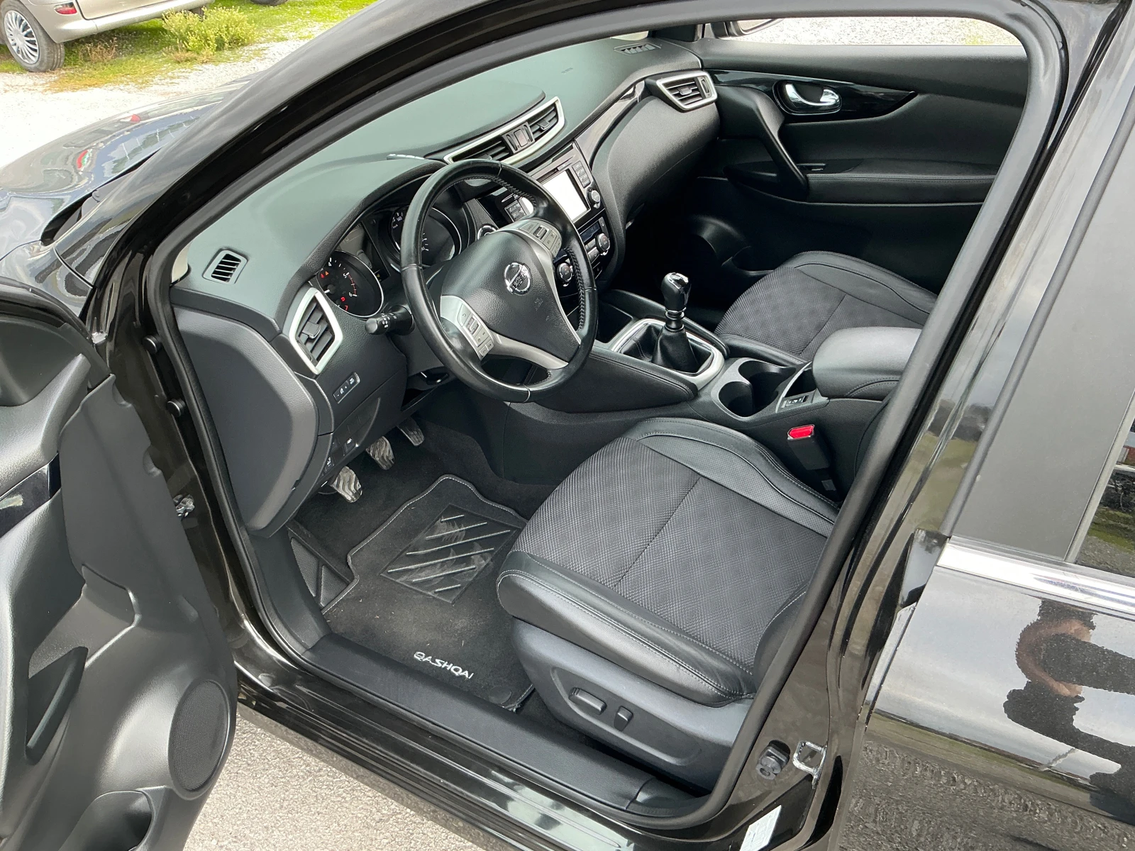 Nissan Qashqai 1.6 DCI | Mobile.bg   13