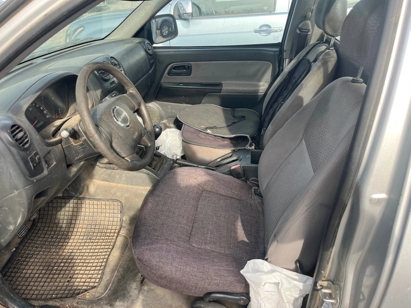 Isuzu D-max 2.5 проблем антифриз , снимка 6 - Автомобили и джипове - 53803798