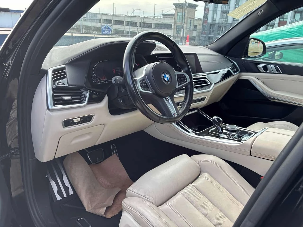 BMW X5 xDrive40i/360/DISTRONIC/ M ПАКЕТ, снимка 5 - Автомобили и джипове - 54046757