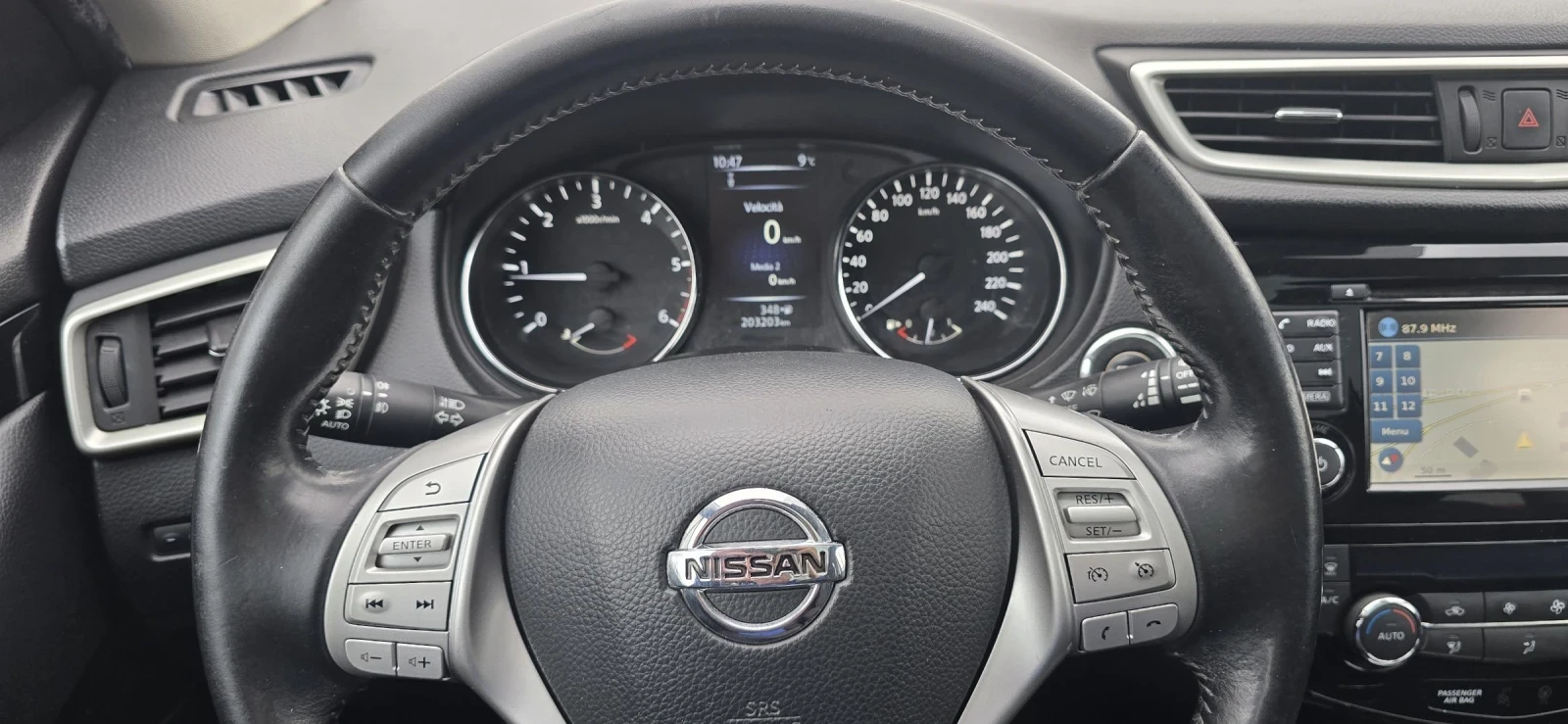 Nissan Qashqai 1.5 DCI , снимка 10 - Автомобили и джипове - 54066252