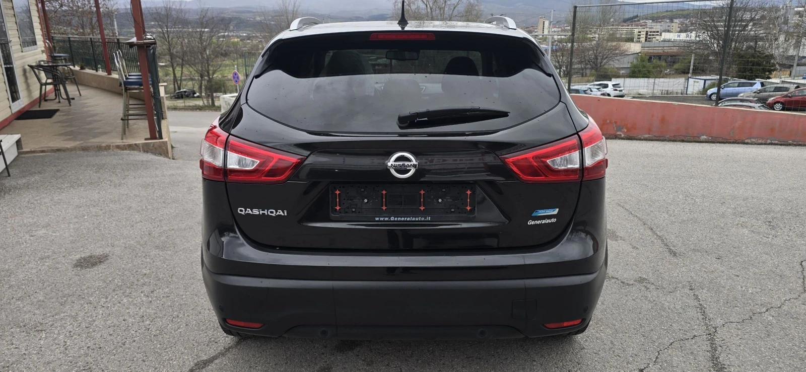 Nissan Qashqai 1.5 DCI , снимка 4 - Автомобили и джипове - 54066252