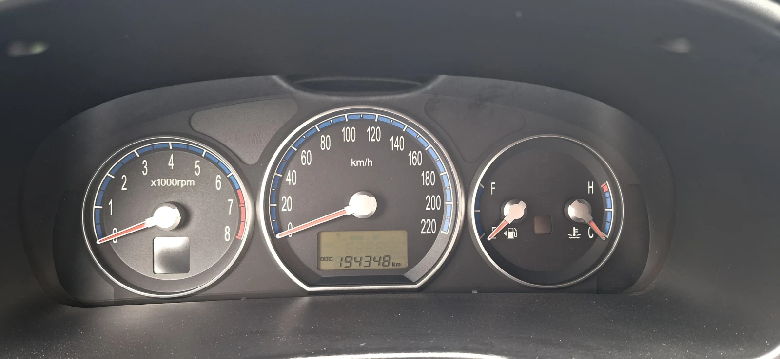 Hyundai Santa fe 2.7 V6. 4x4 ������� | Mobile.bg � ����������� 10