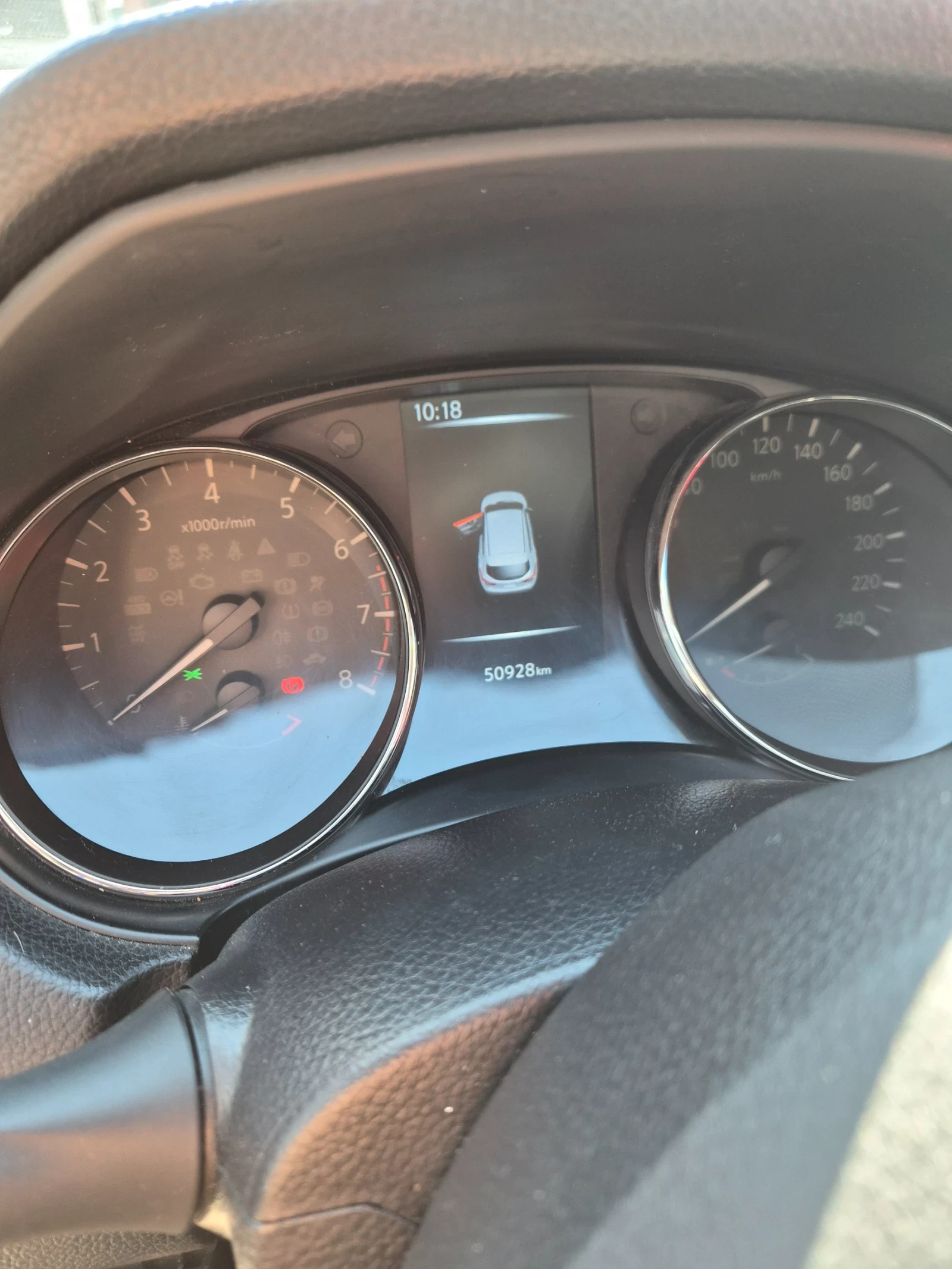 Nissan Qashqai, снимка 6 - Автомобили и джипове - 54122606