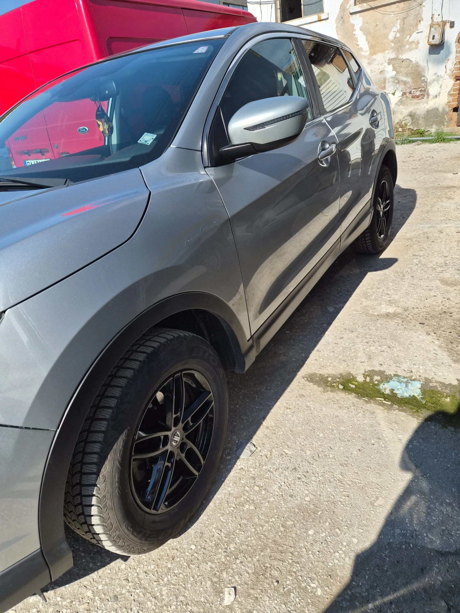 Nissan Qashqai, снимка 2 - Автомобили и джипове - 54122606