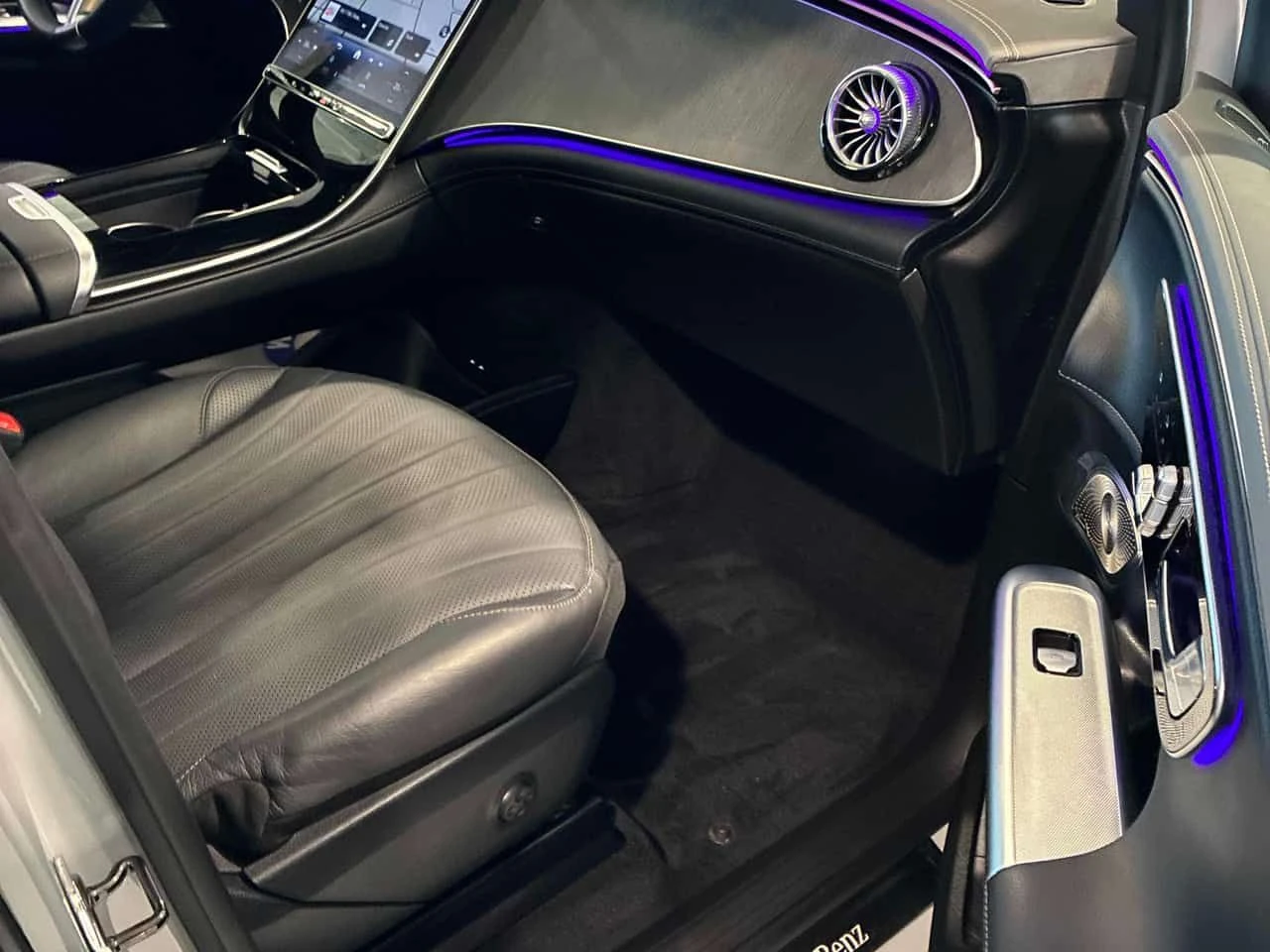 Mercedes-Benz EQE FULLMAX * ГЛАВНО ПРЕДСТАВИТЕЛСТВО НА BMW* , снимка 14 - Автомобили и джипове - 54663089