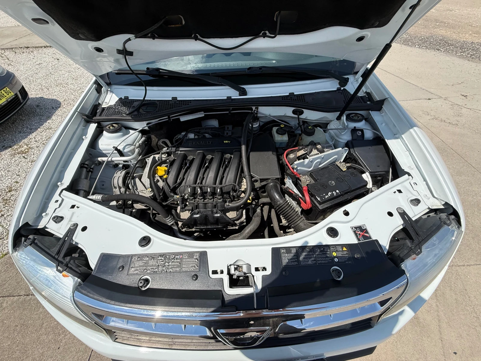 Dacia Duster 1.6 GPL, снимка 16 - Автомобили и джипове - 55317972