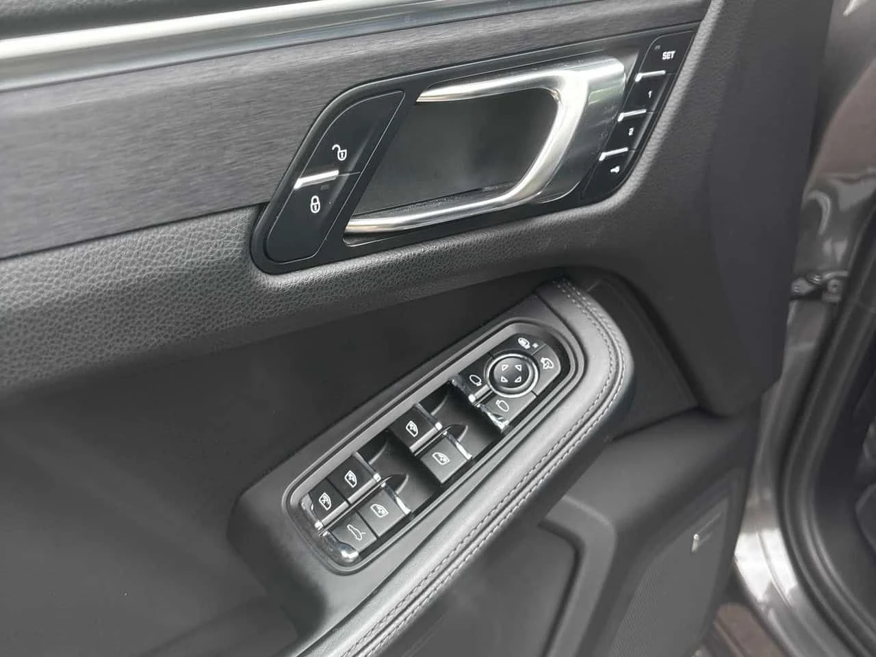 Porsche Macan * GTS * CARFAX * ЦЕНА ДО БГ, снимка 12 - Автомобили и джипове - 55626881