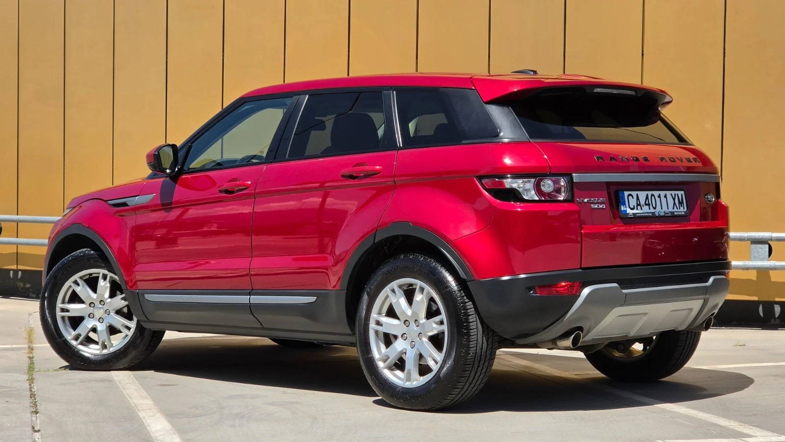 Land Rover Evoque 4x4, снимка 3 - Автомобили и джипове - 55631484