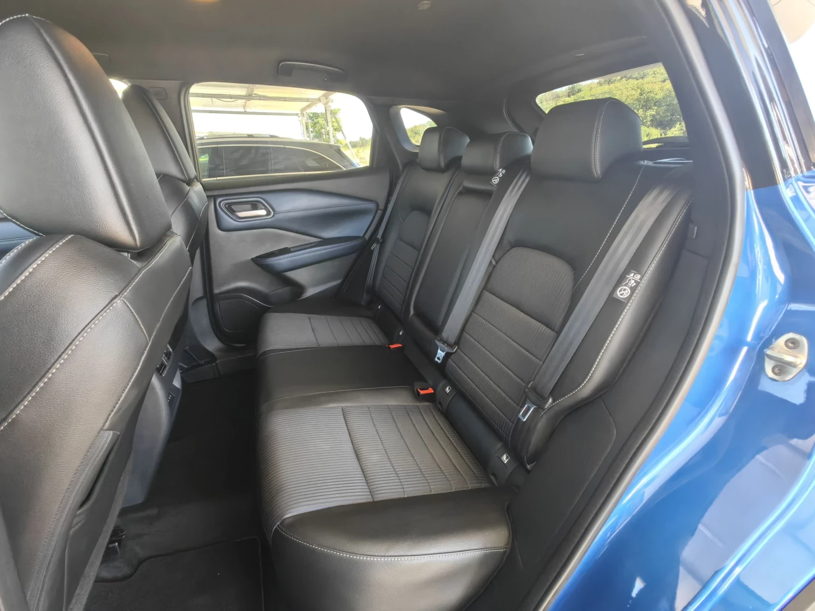 Nissan Qashqai 1.5i/TEKNA/SWISS/360/DIST/HUD, снимка 13 - Автомобили и джипове - 55737082
