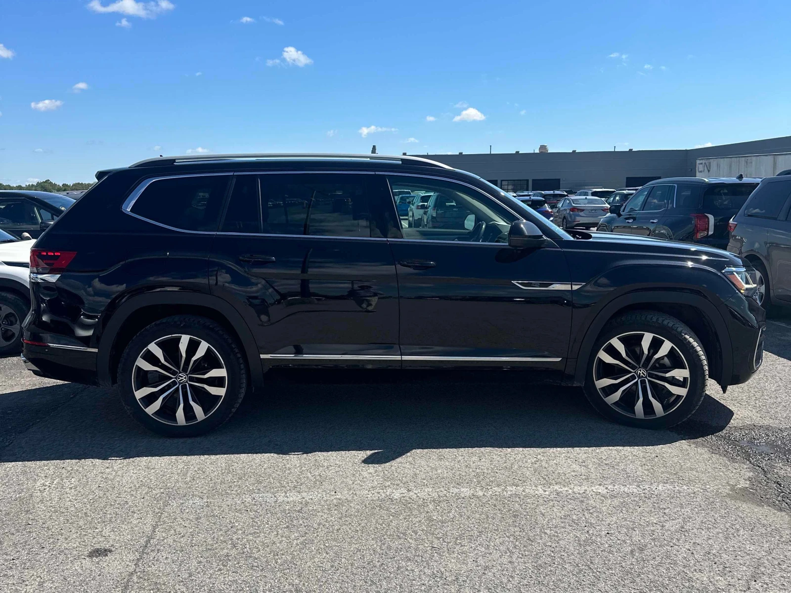 VW Atlas * Execline * ОБДУХВАНЕ* 360КАМЕРИ* * , снимка 3 - Автомобили и джипове - 55901036