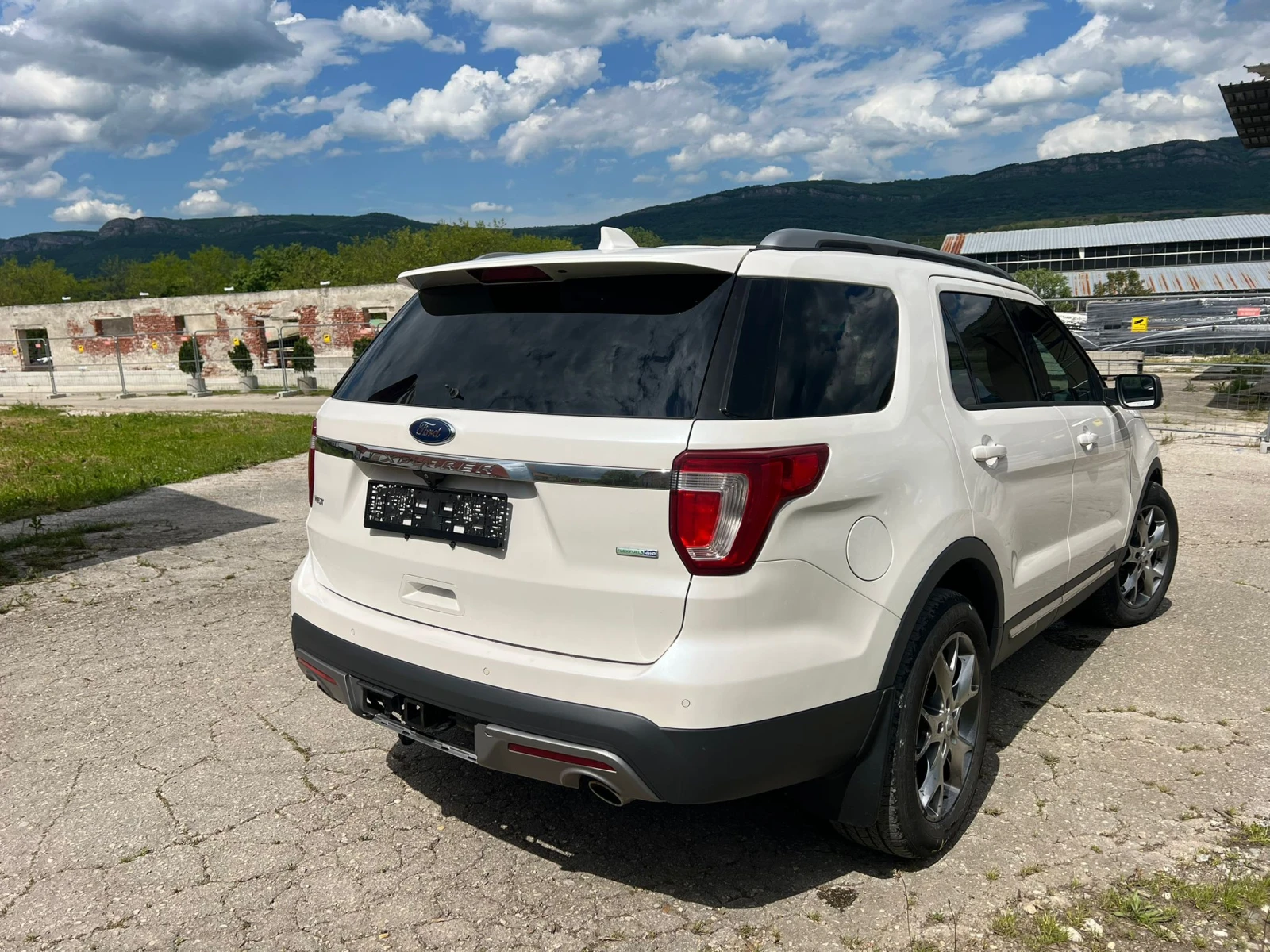 Ford Explorer, снимка 4 - Автомобили и джипове - 56574133