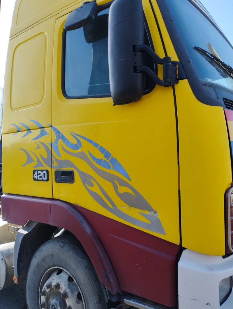 Volvo Fh 12, снимка 2 - Камиони - 44743749