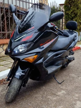  Yamaha T-max