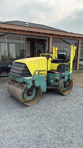 Валяк Ammann AV26-2. НАЛИЧЕН