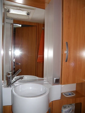  HYMER / ERIBA C614 | Mobile.bg    9