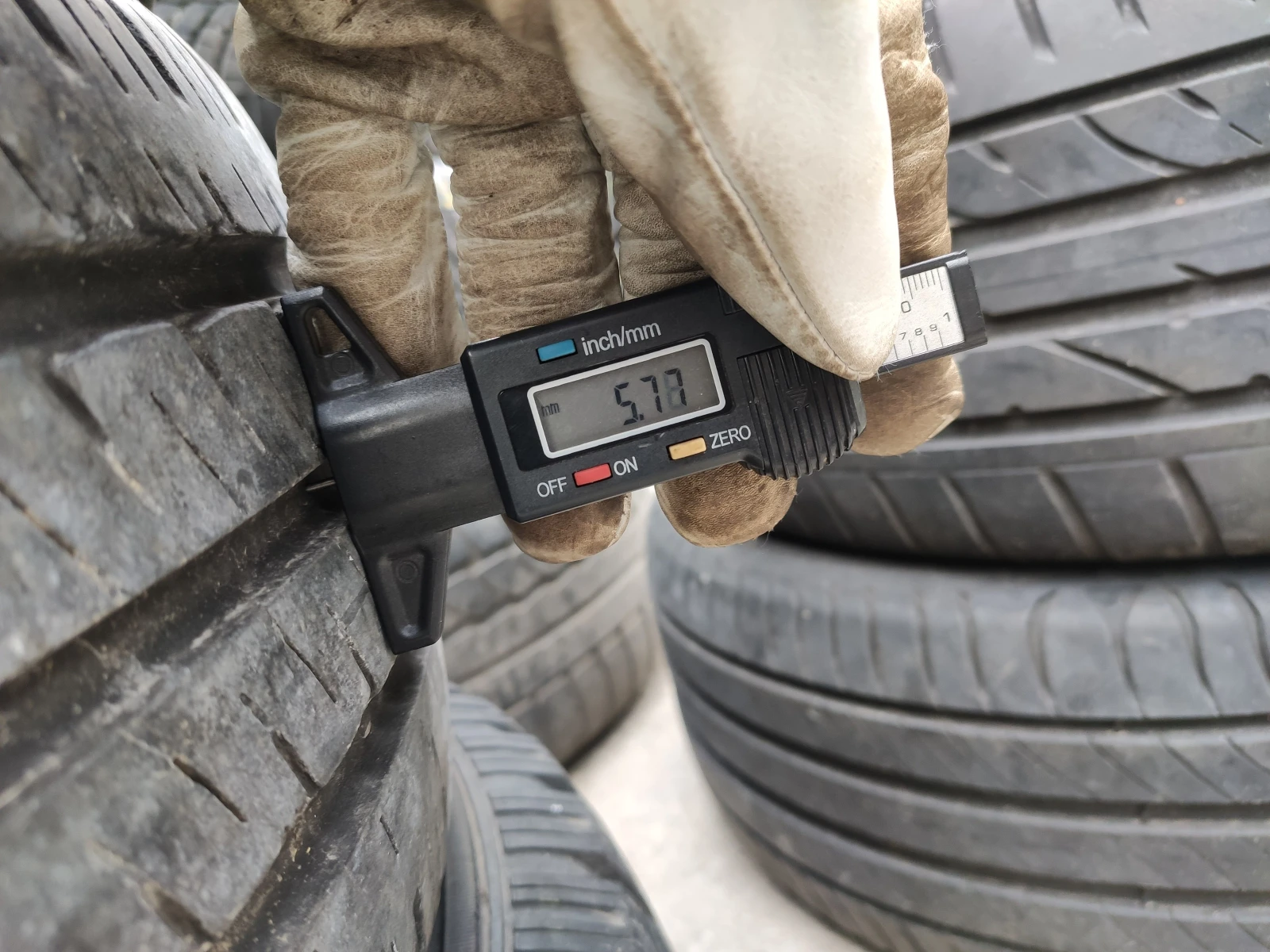 Гуми Летни 205/65R16, снимка 10 - Гуми и джанти - 55272591