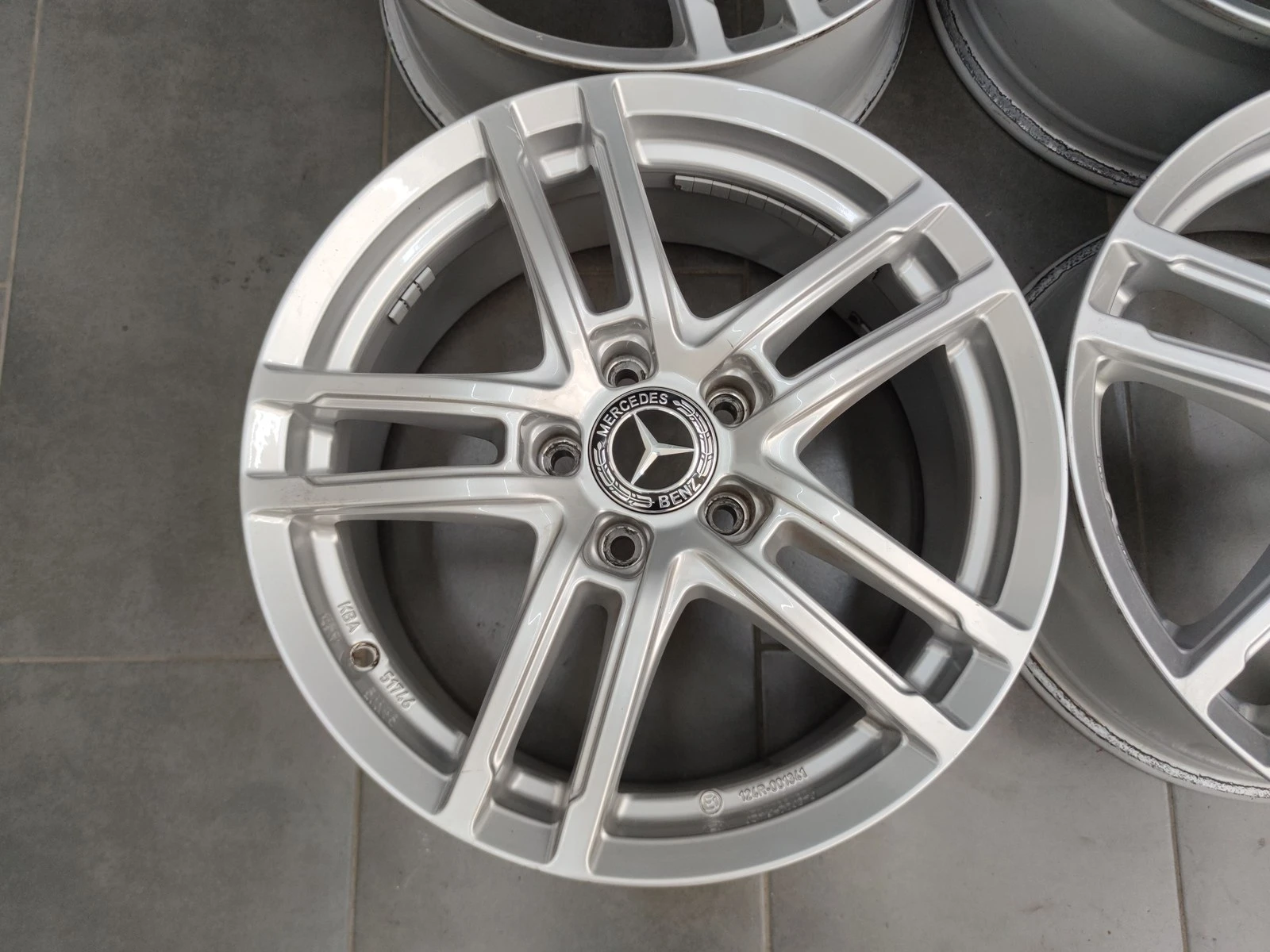 Джанти за Mercedes-Benz, снимка 7 - Гуми и джанти - 56718989