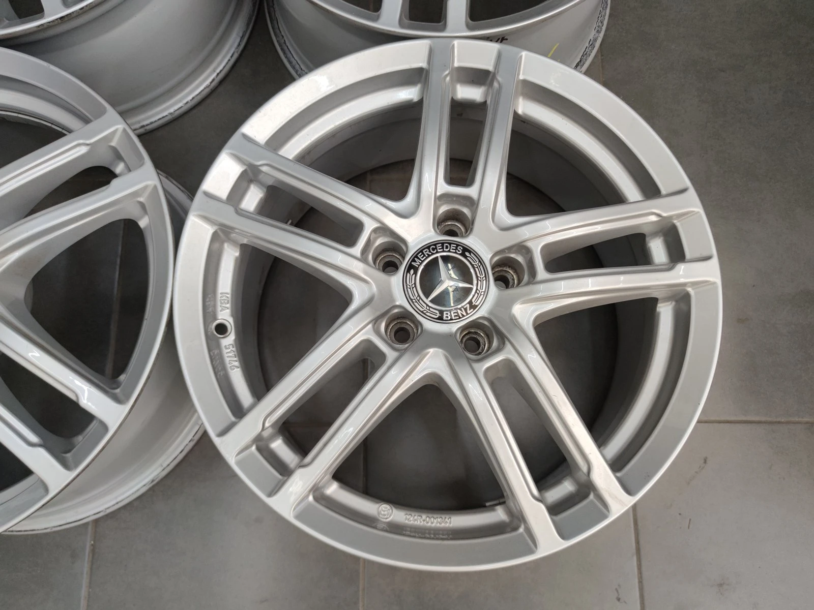 Джанти за Mercedes-Benz, снимка 8 - Гуми и джанти - 56718989