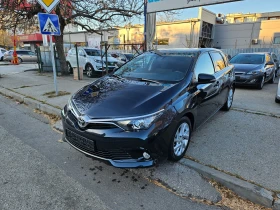 Toyota Auris 1.4 90kc Нави, снимка 1