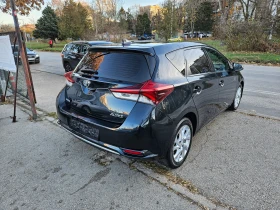 Toyota Auris 1.4 90kc Нави, снимка 5