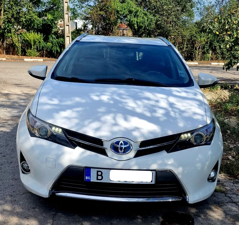 Toyota Auris, снимка 1 - Автомобили и джипове - 47805016