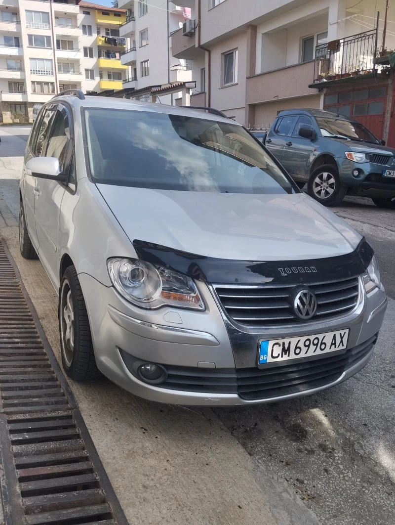 VW Touran, снимка 5 - Автомобили и джипове - 47324285