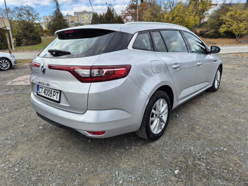 Renault Megane 1.5DCI 110к.с. Автомат, снимка 5 - Автомобили и джипове - 47990663