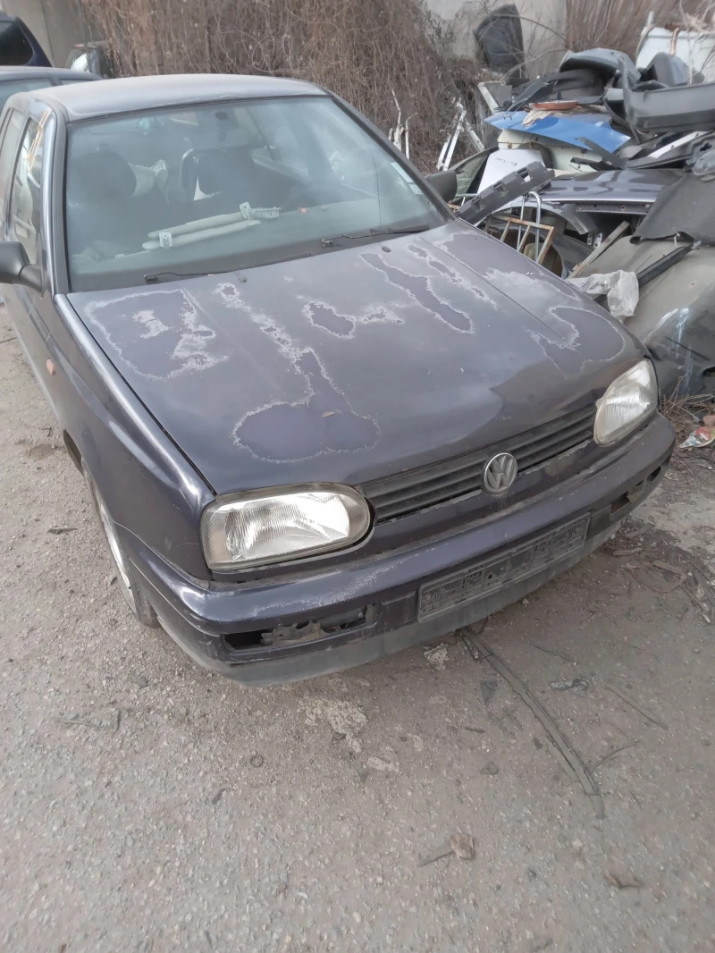 VW Golf AEX, снимка 1 - Автомобили и джипове - 49455735