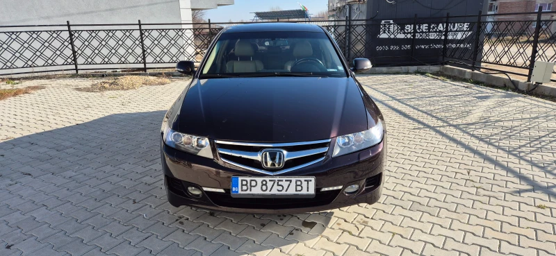 Honda Accord Facelift 2.4 LPG Executive Distronic, снимка 1 - Автомобили и джипове - 48743818