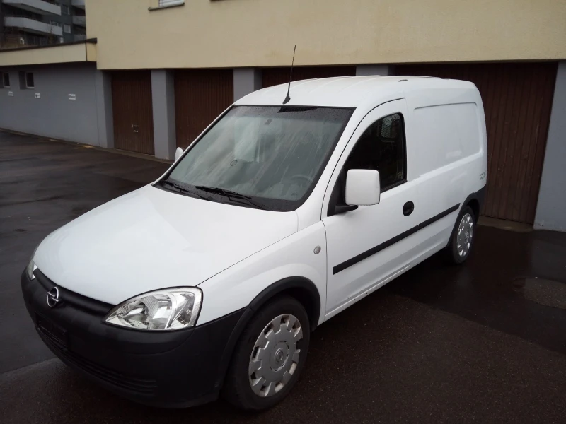 Opel Combo, снимка 1 - Автомобили и джипове - 49130649