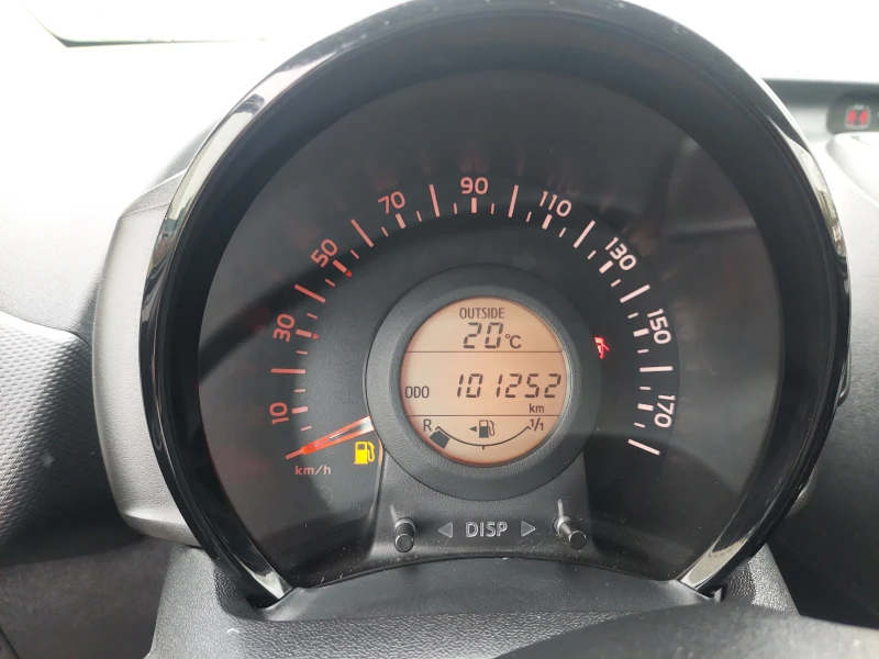 Citroen C1 1, 0i 72ps EURO 6D, снимка 9 - Автомобили и джипове - 49645605