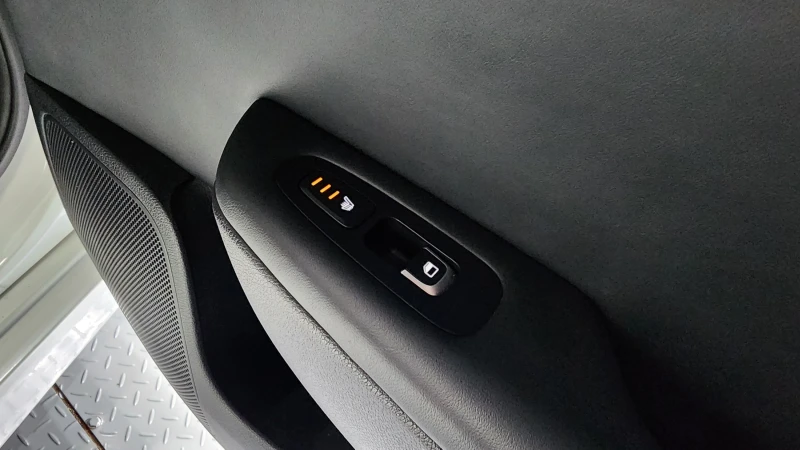 Kia Stinger 2.0T 2WD PLATINUM autogeorge.com, снимка 17 - Автомобили и джипове - 52079450