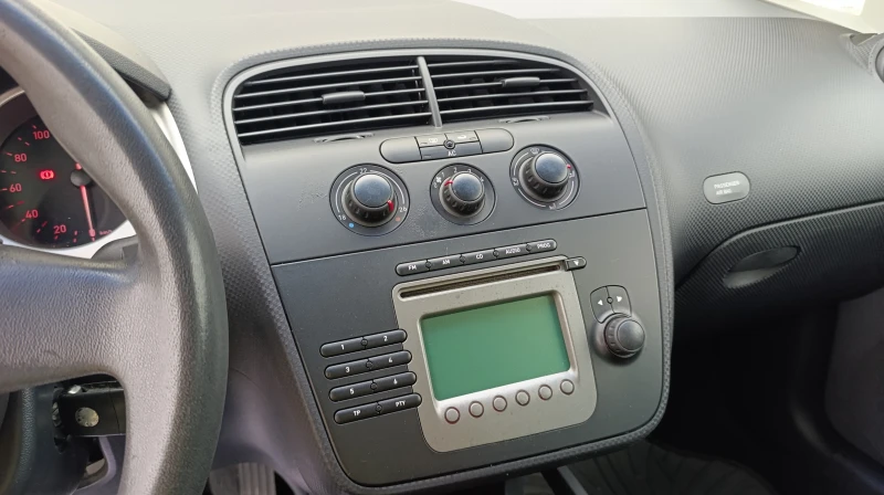 Seat Altea, снимка 13 - Автомобили и джипове - 52316508