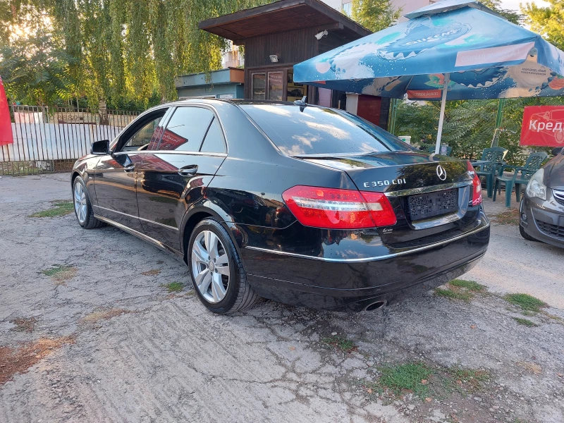 Mercedes-Benz E 350 3.0* BlueEFFICIENCY* 4-MATIC* F1* 36м. х 638лв.* , снимка 3 - Автомобили и джипове - 52522770