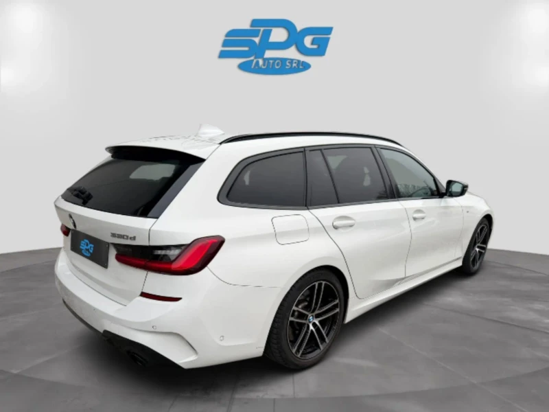 BMW 330 d M Sport, снимка 4 - Автомобили и джипове - 52730242