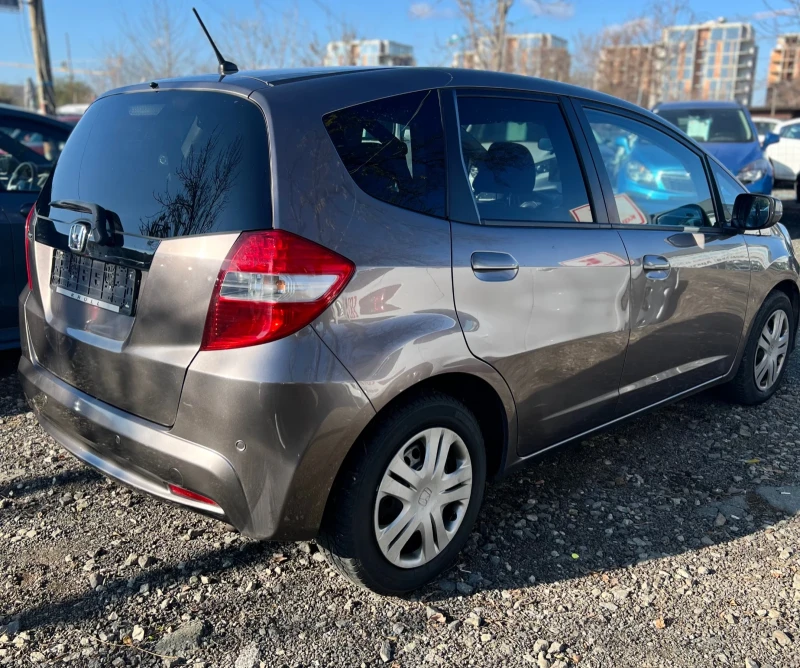 Honda Jazz 1.4 АВТОМАТИК, снимка 4 - Автомобили и джипове - 52826485